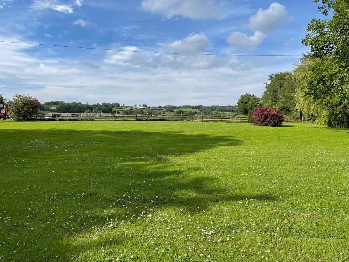 Villa Red Kite Barn Ammanford Exterior foto